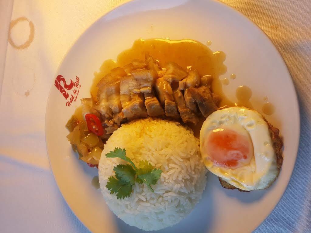 Hotel De Ratt Phuket Esterno foto